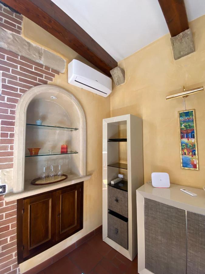 Casa Chiara, Roof Terrace, 100M To The Historical Center Apartman Lecce Kültér fotó